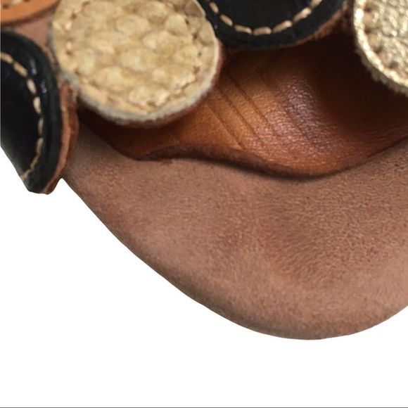 Anthropologie Chie Mihara Quory metallics circle medallion heel Sandals size 6.5 - Picture 9 of 16